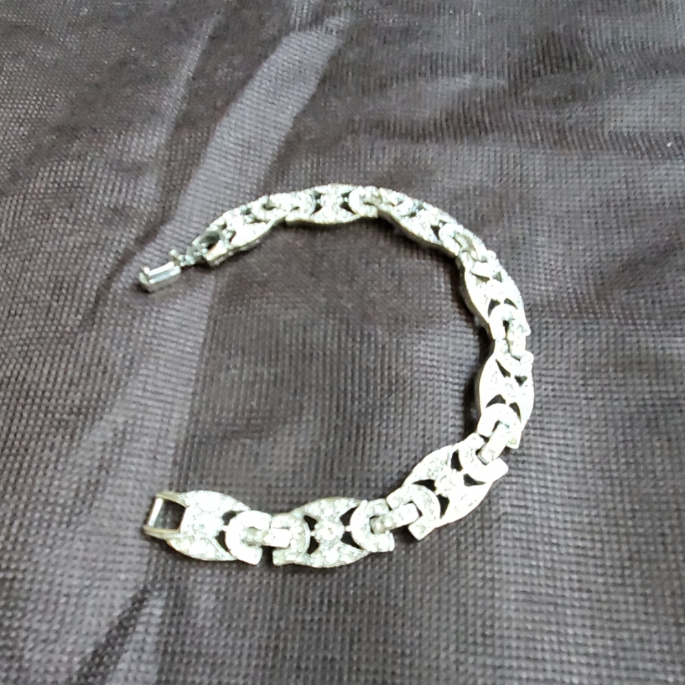 Gorgeous bracelet